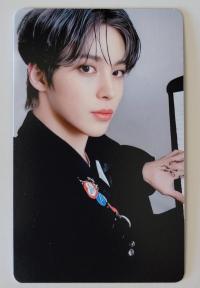 Ateez Seasons Greetings 2025 Photocards