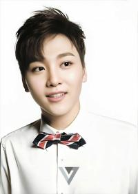 17 : First Mini Album Postcards - Light Version 