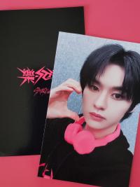 Stray Kids Rockstar [樂-STAR] Broadcast Photocards