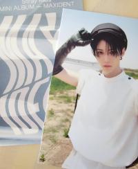 Stray Kids Maxident Barnes & Noble POB photocards