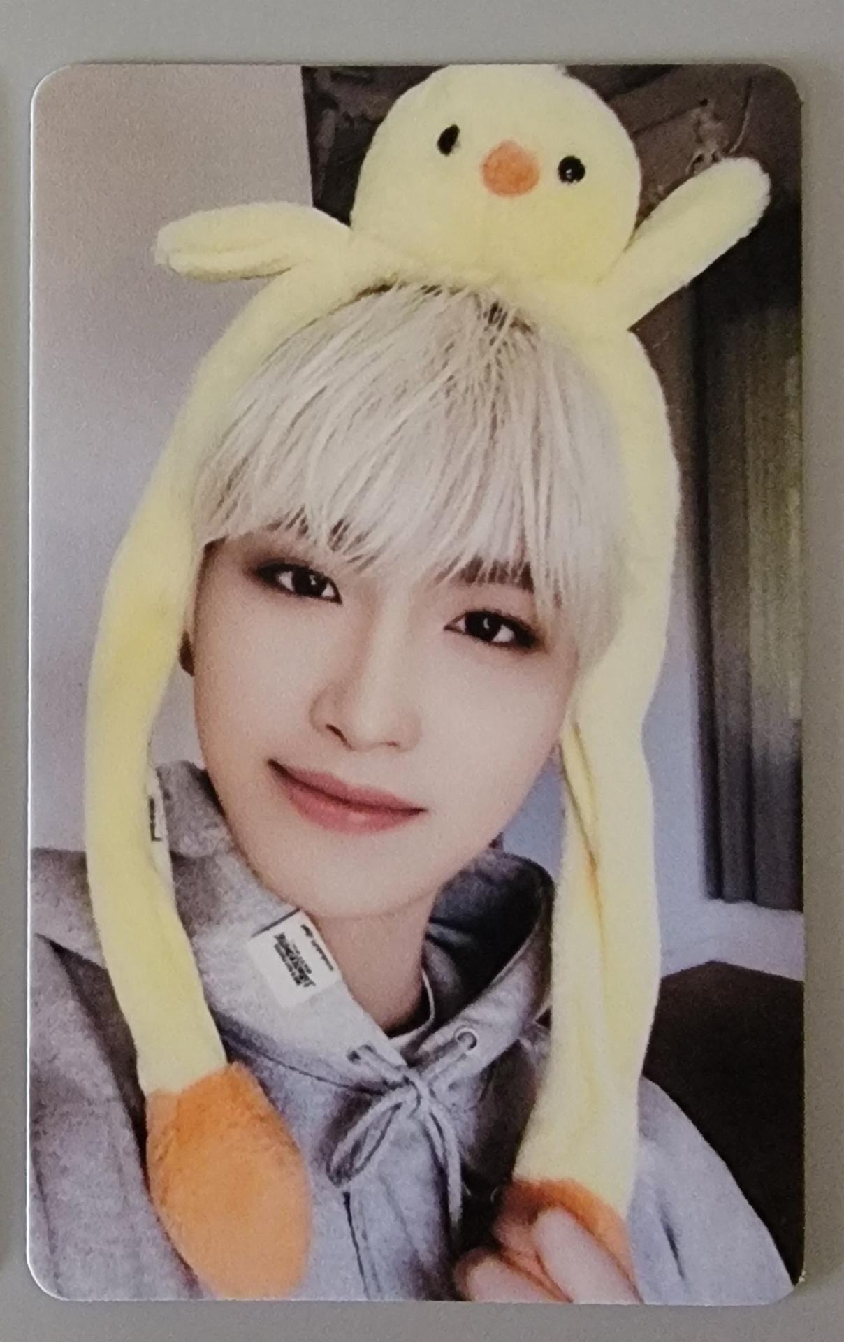 ATEEZ Seonghwa Wonderwall  Eight Makes One Team Photocards