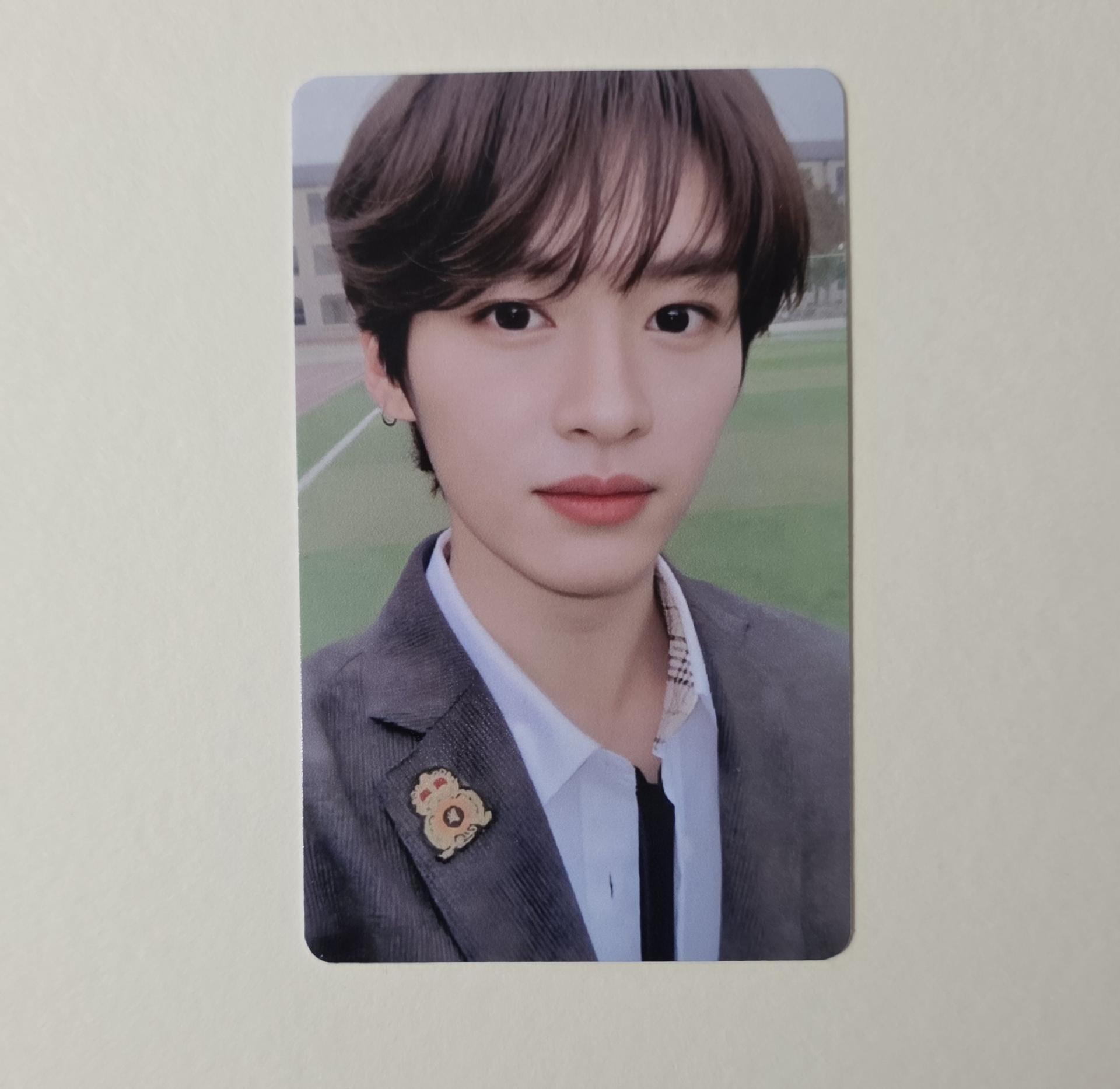 Stray Kids : Lee Know - Go Live Limited Edition Photocards