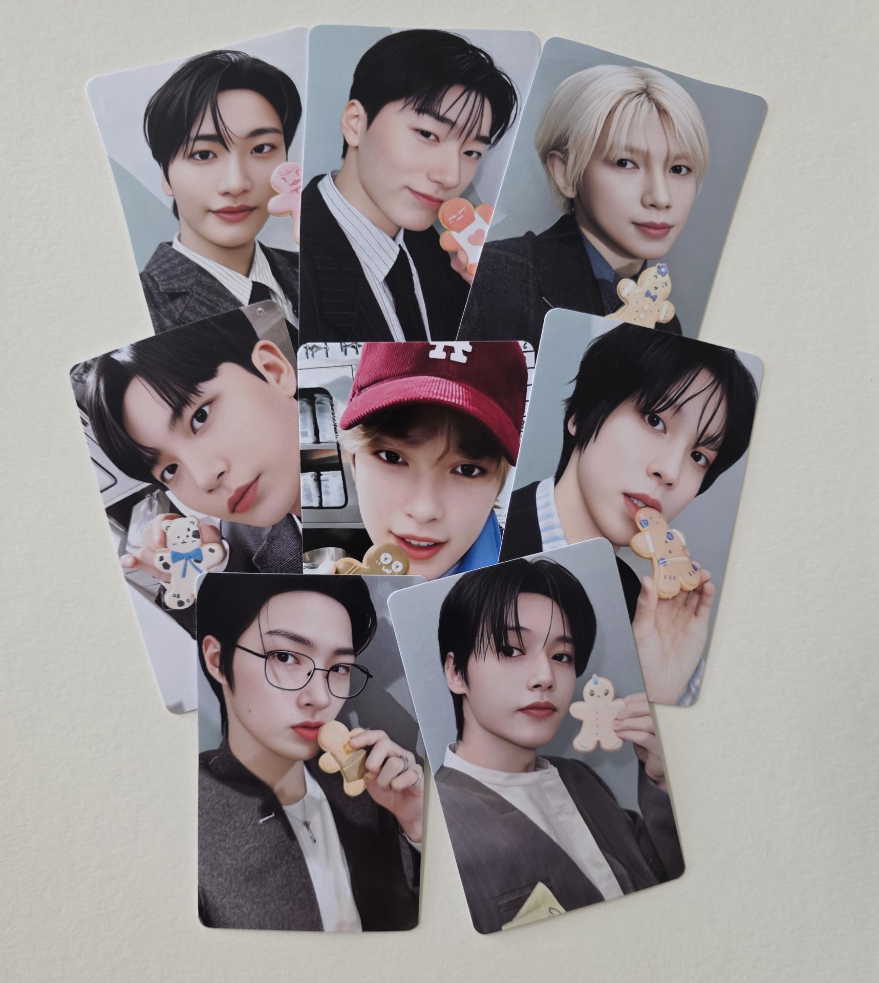 ATEEZ : Seasons Greetings 2026 : Pastry Shop Set A Cookie Photocards