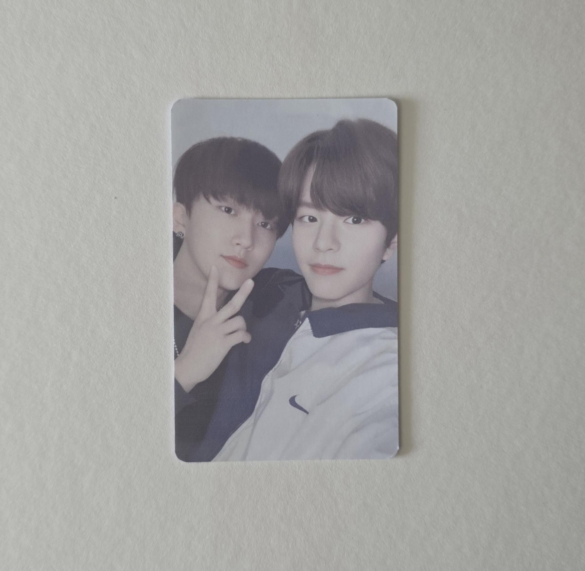 Stray Kids : Double Knot Broadcast Unit Photocards 