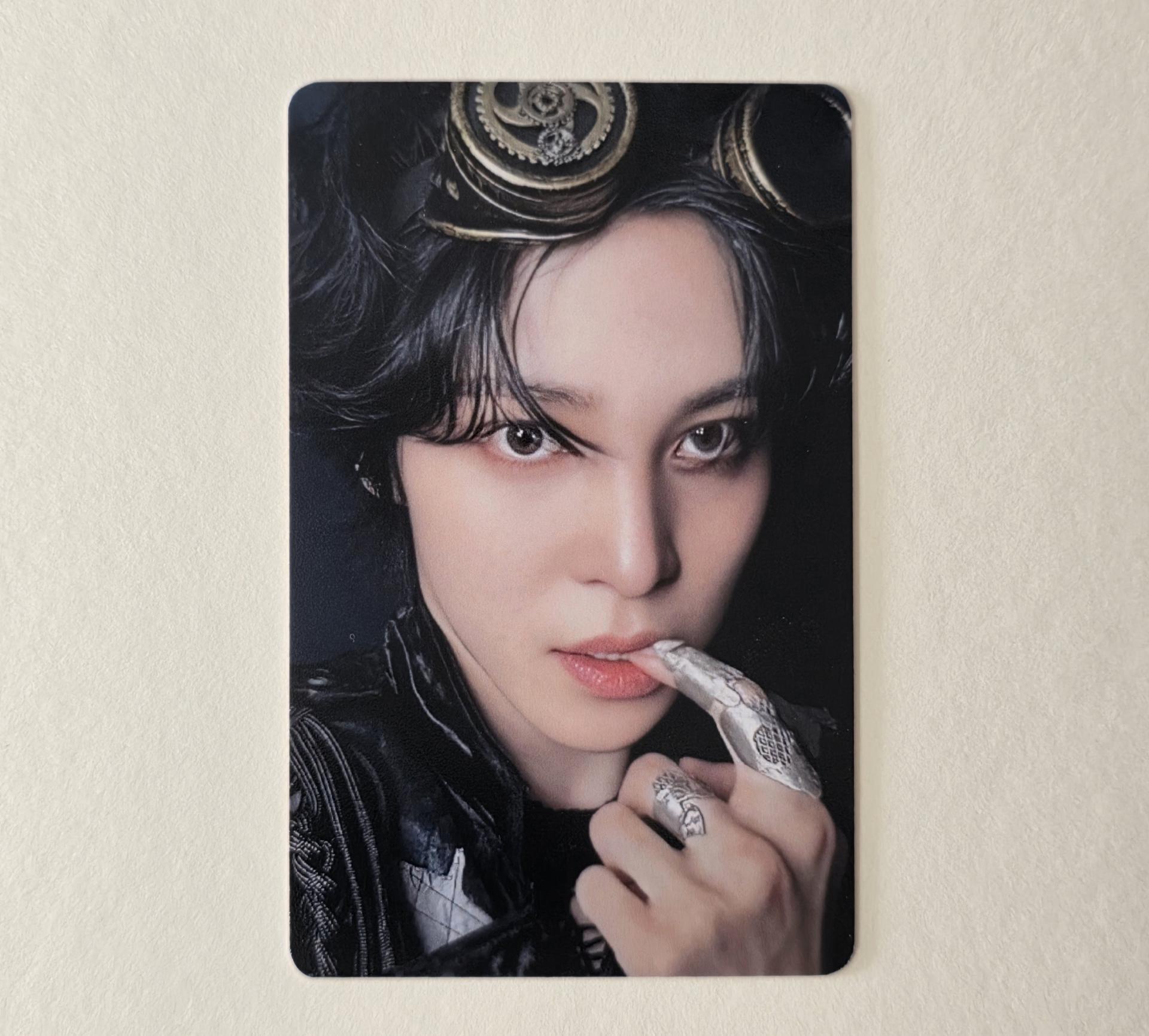 Ateez : Golden Hour 4 Vinyl Flirt Photocards