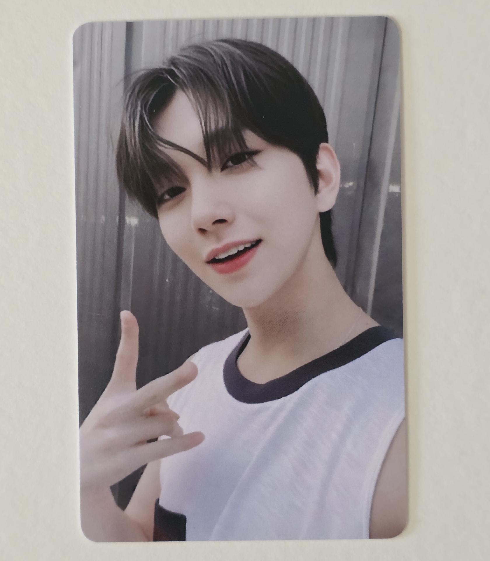 Seventeen: Joshua - Henggarae HMV Bonus Photocards 