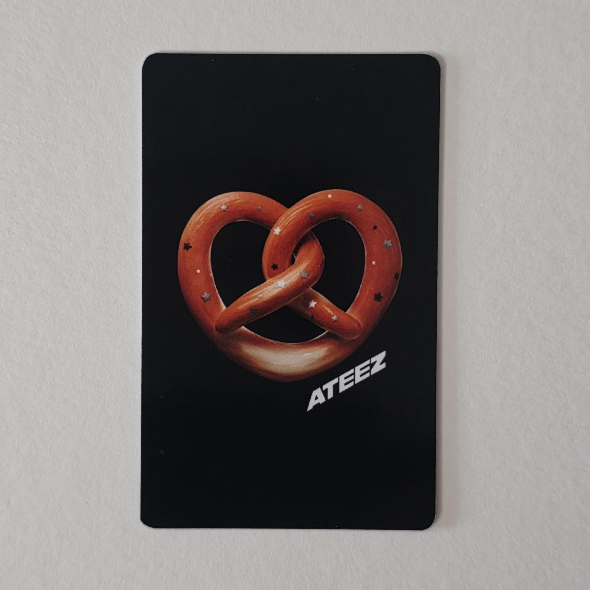 Ateez : Golden Hour 4 Europe exclusive Pretzel Photocards