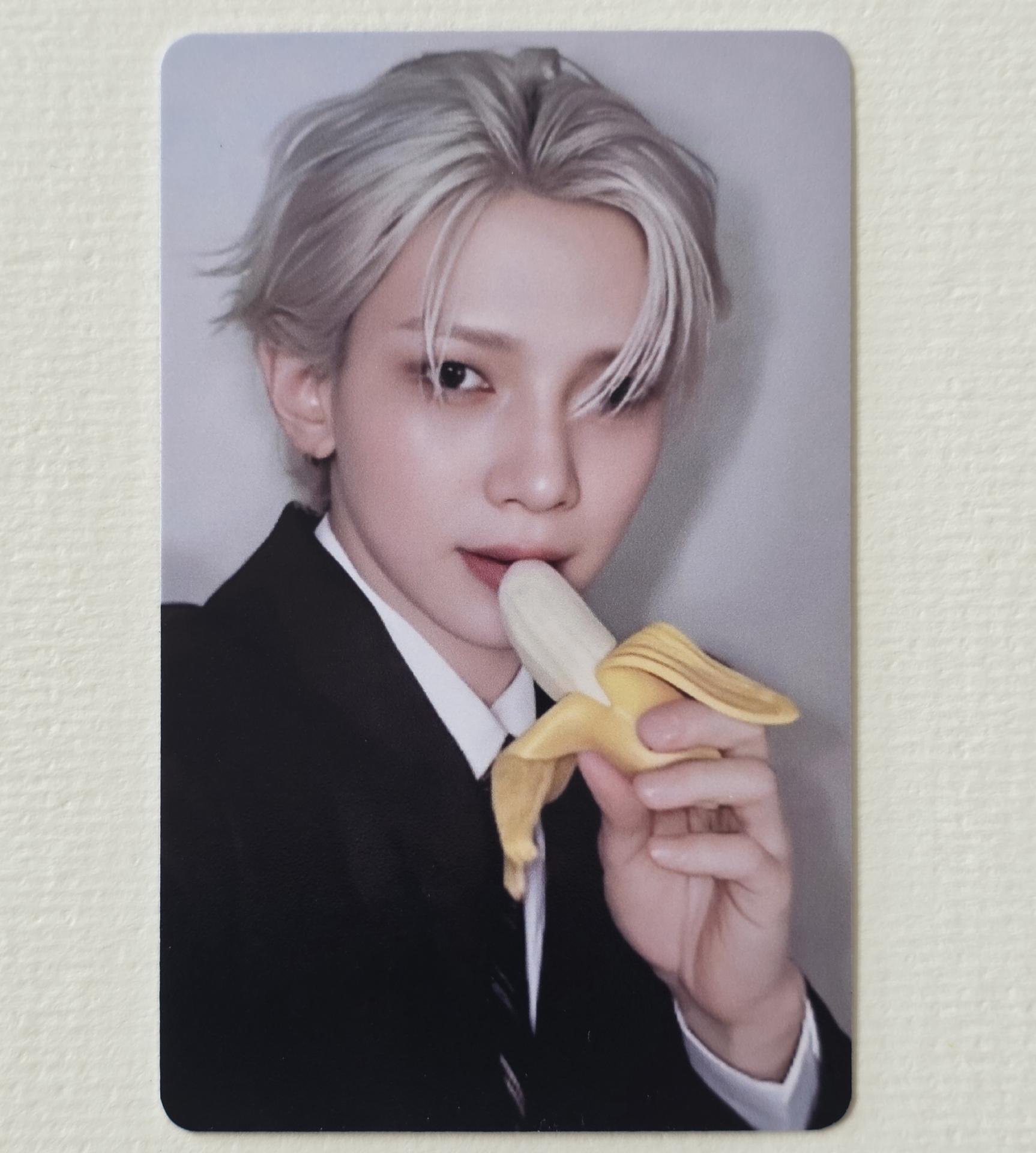 Ateez : Golden Hour 4 Pop Up exclusive Banana Photocards