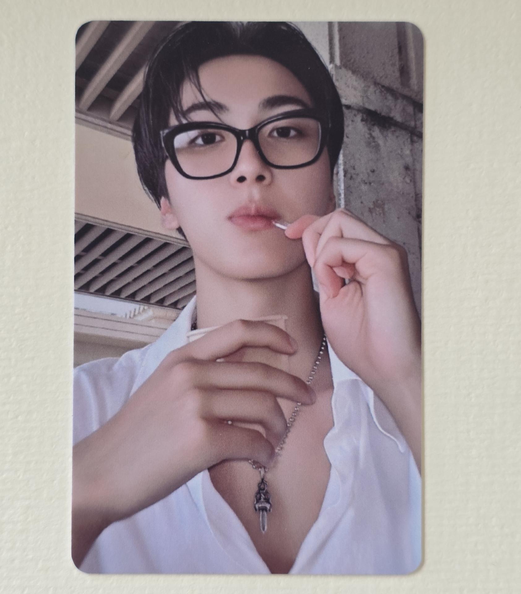 Ateez : Golden Hour 4 Digipack Seonghwa Photocards