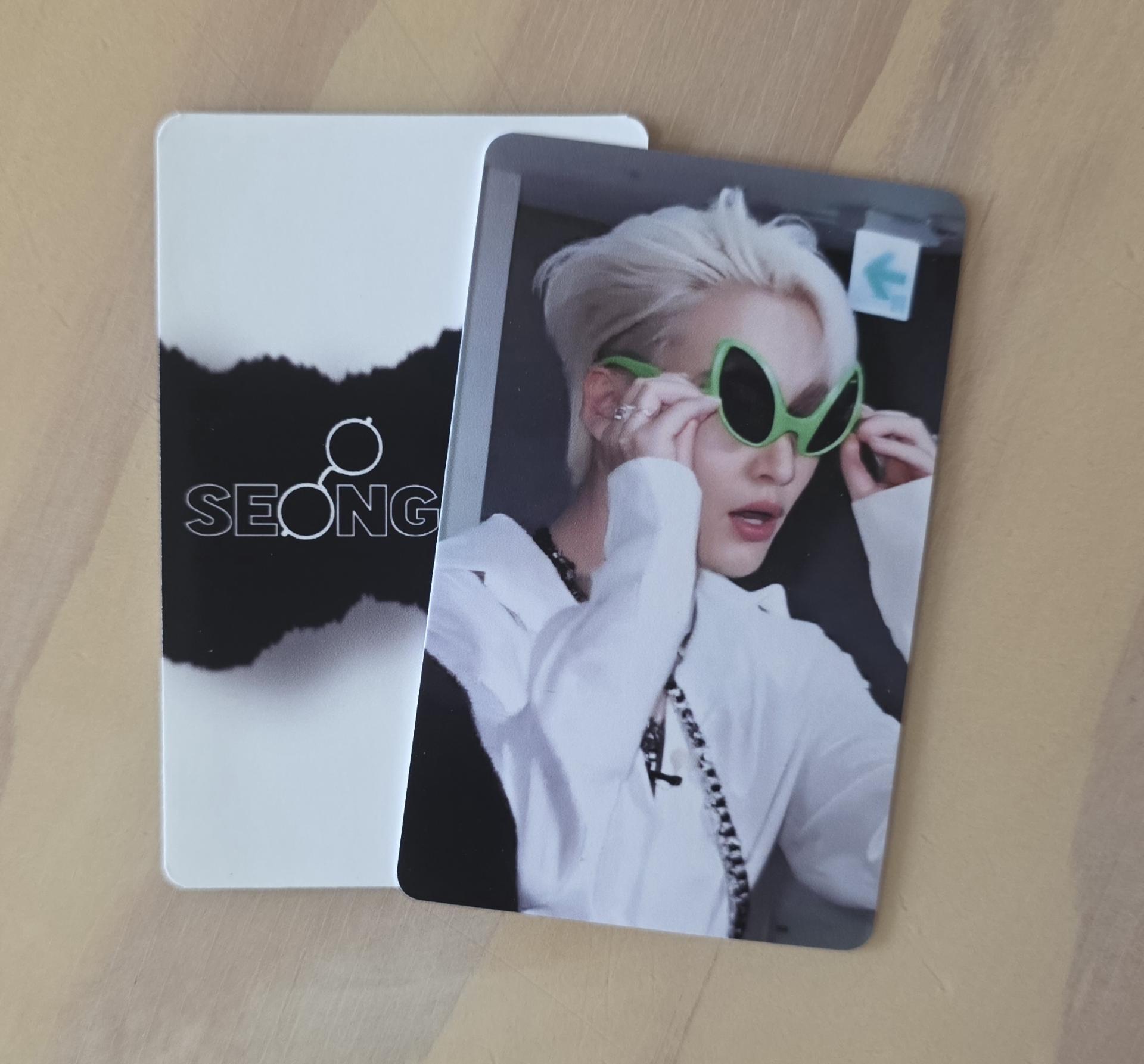 Ateez : Seonghwa in Glasses Photocards