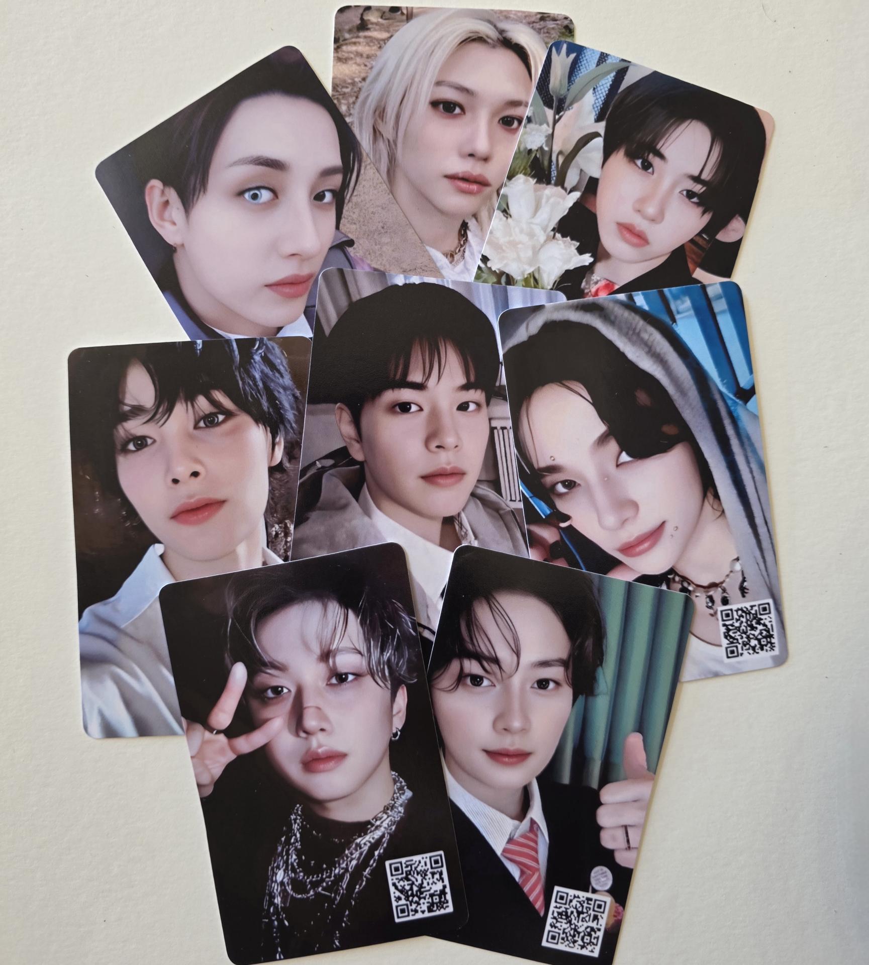 Stray Kids - Hop Real Touch Pop Up QR Photocards 