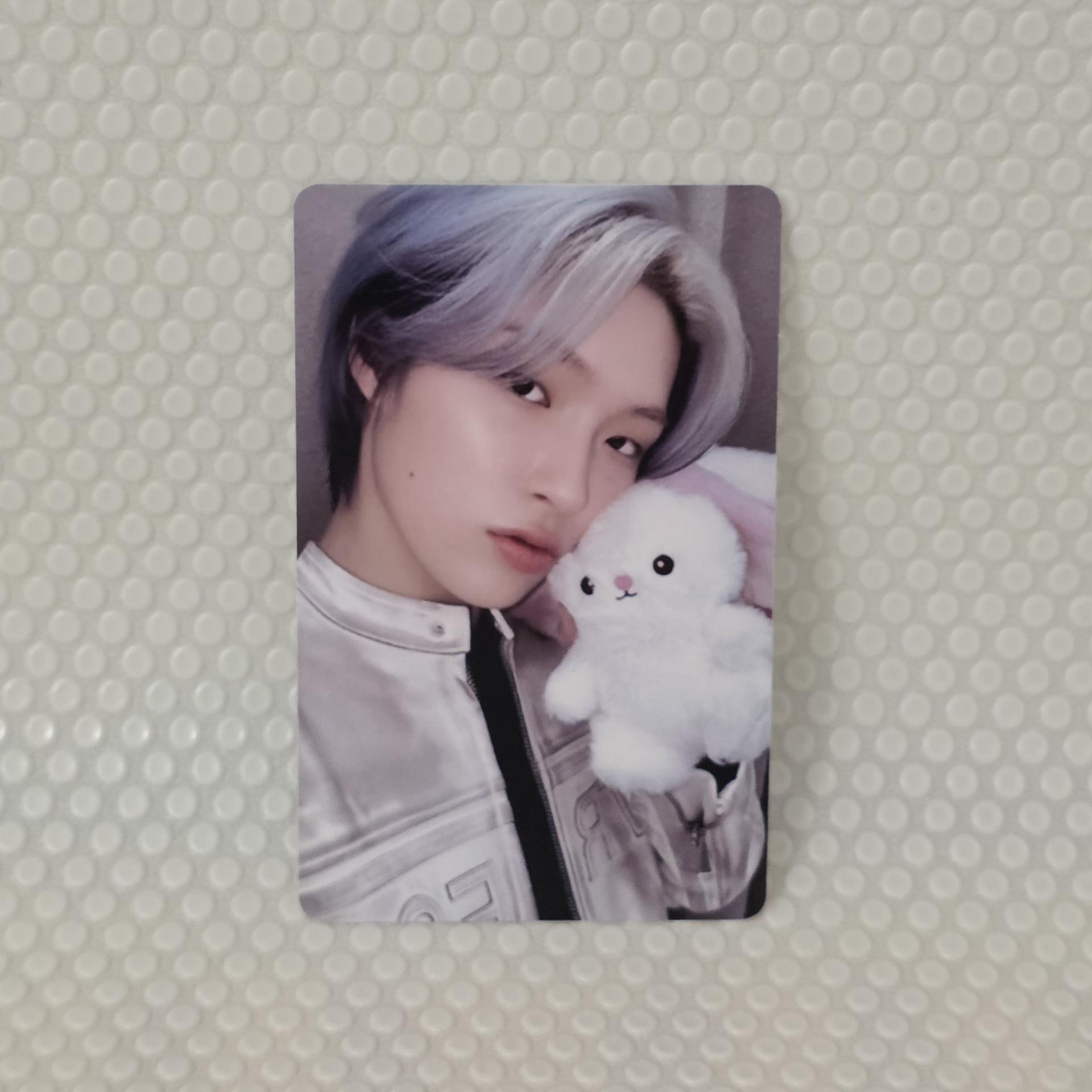 ATEEZ : Golden Hour 4 Poca Album Strawberry Bunny POB Photocards