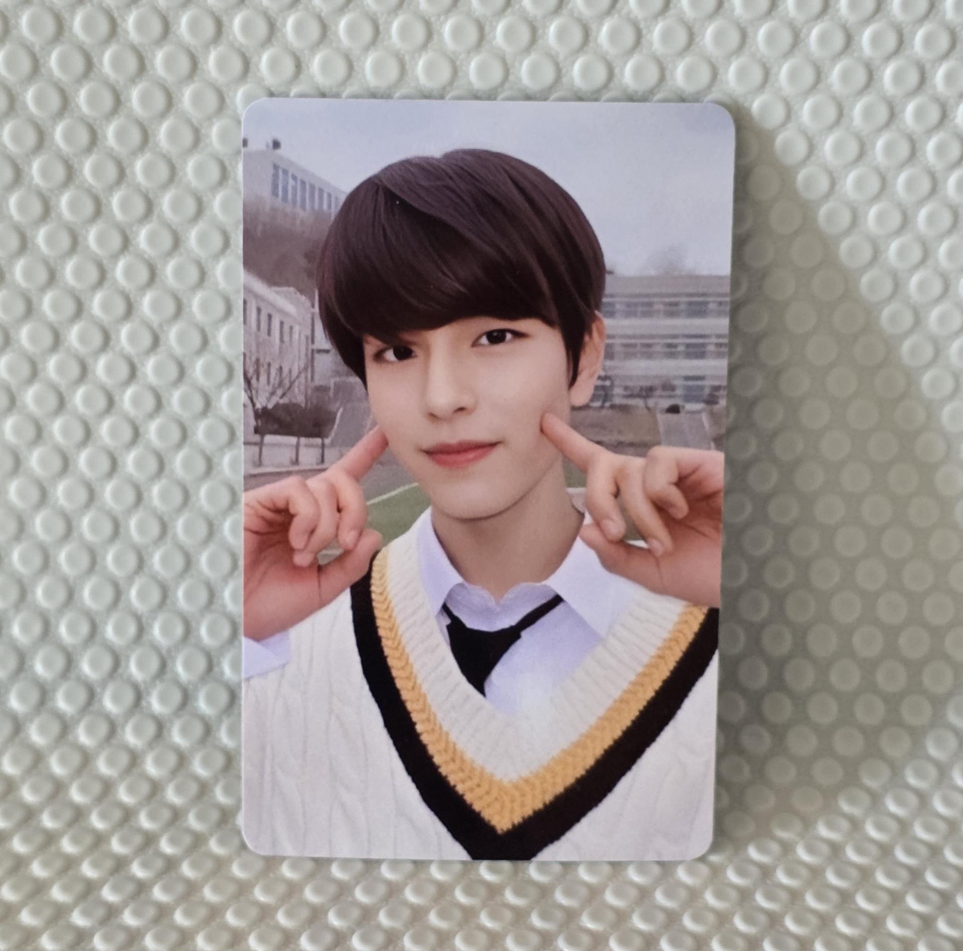 Stray Kids : Seungmin  - Go Live Limited Edition Photocards