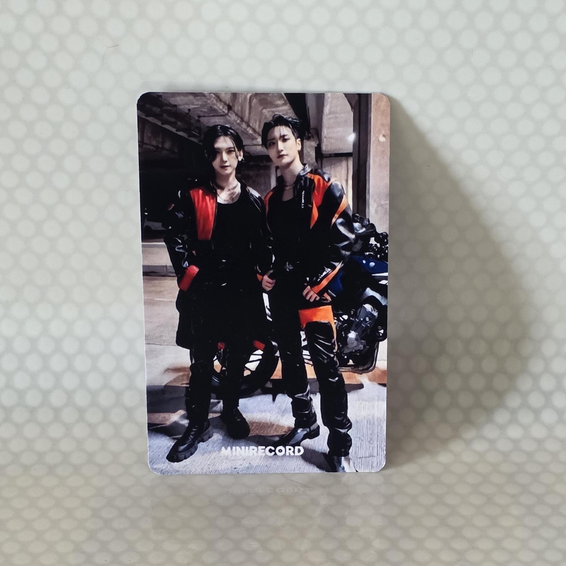 Ateez : The World EP 2 Outlaw Minirecord  LD Unit Photocards