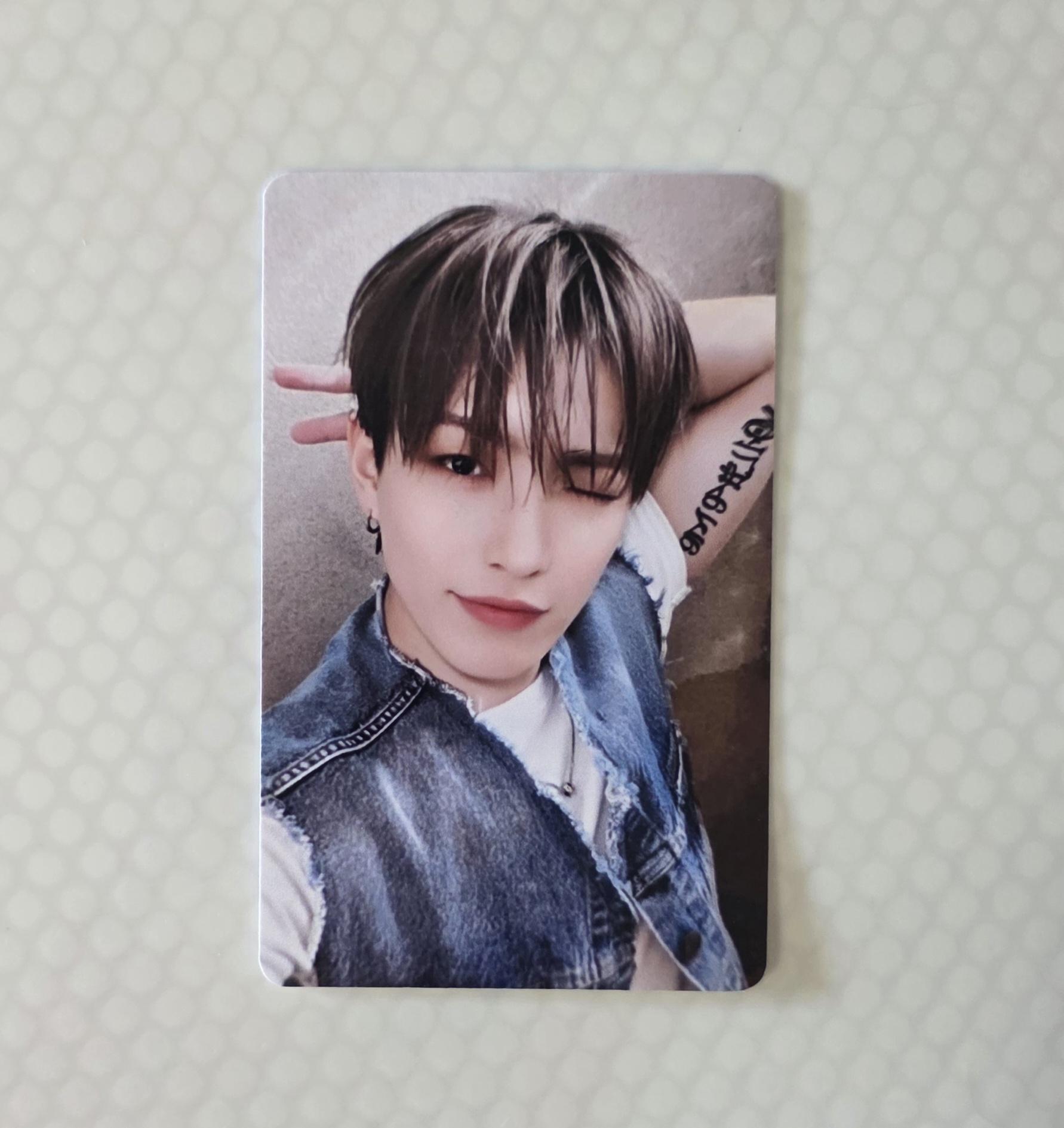 Ateez : Golden Hour : Part.3 Soundwave fansign - Hongjoong Photocards