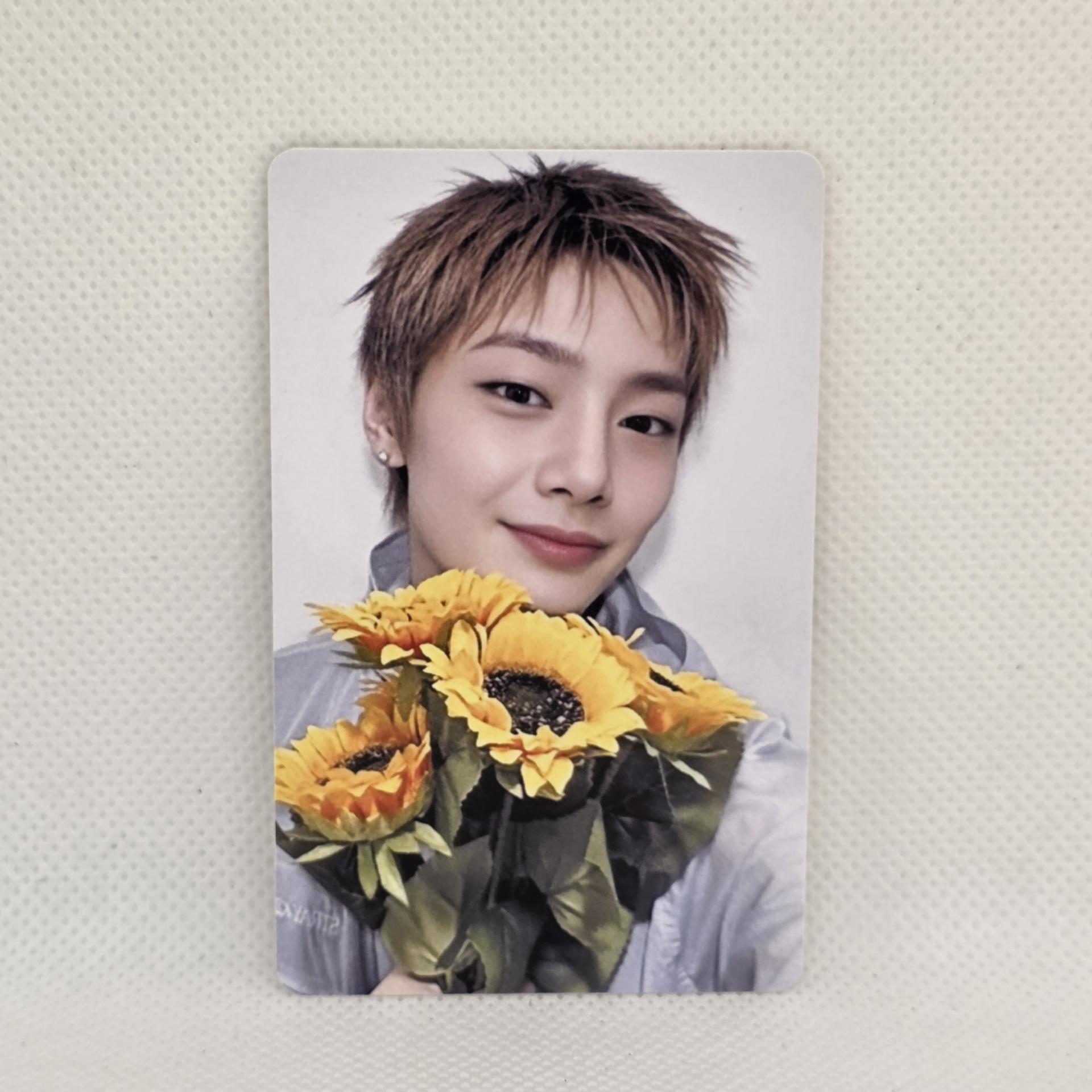 Stray Kids : Run It Nagoya 9/6 Venue exclusive Photocards IN