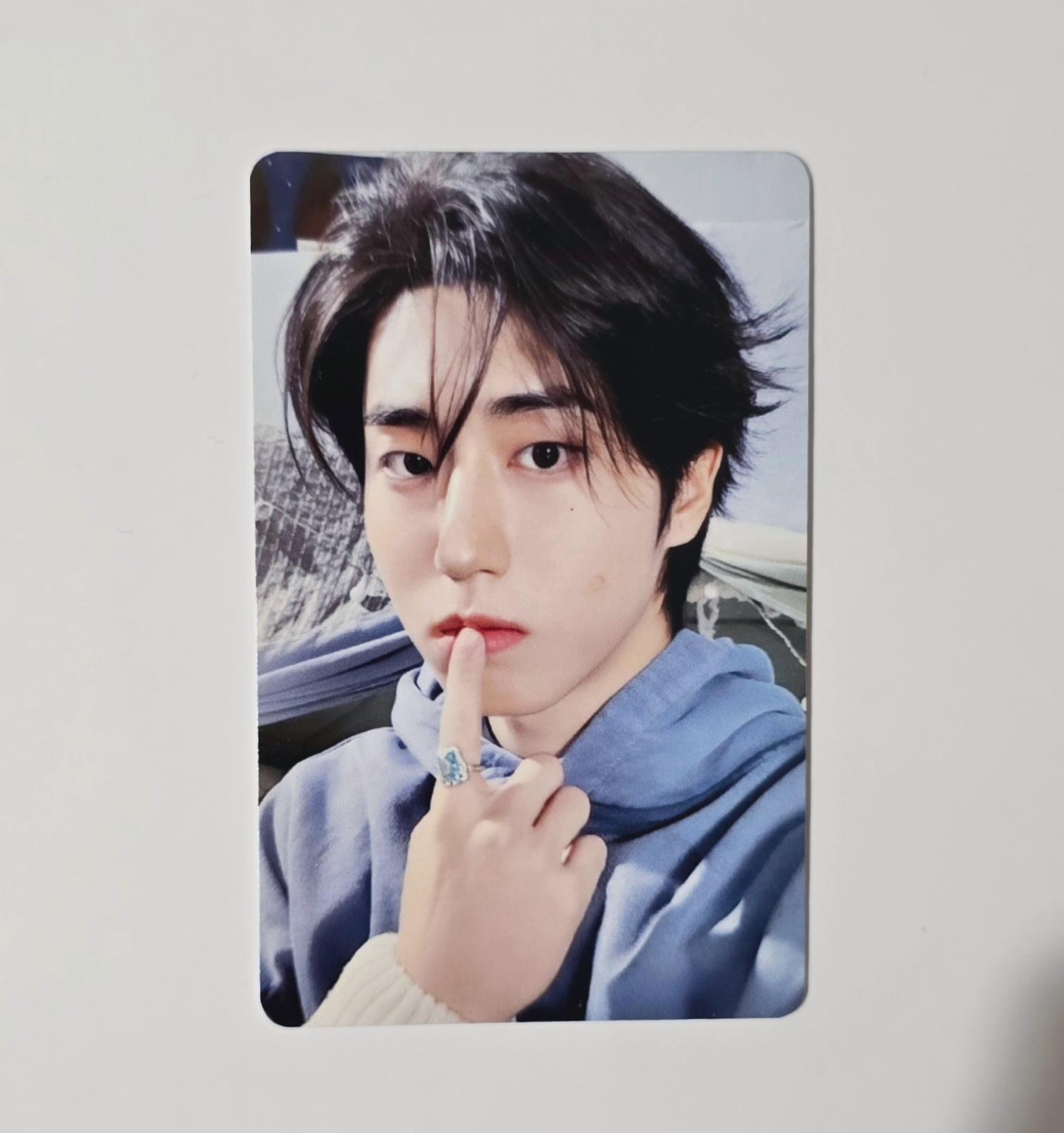 Stray Kids : Stay in our Little House -Day 1 Admission Photocards