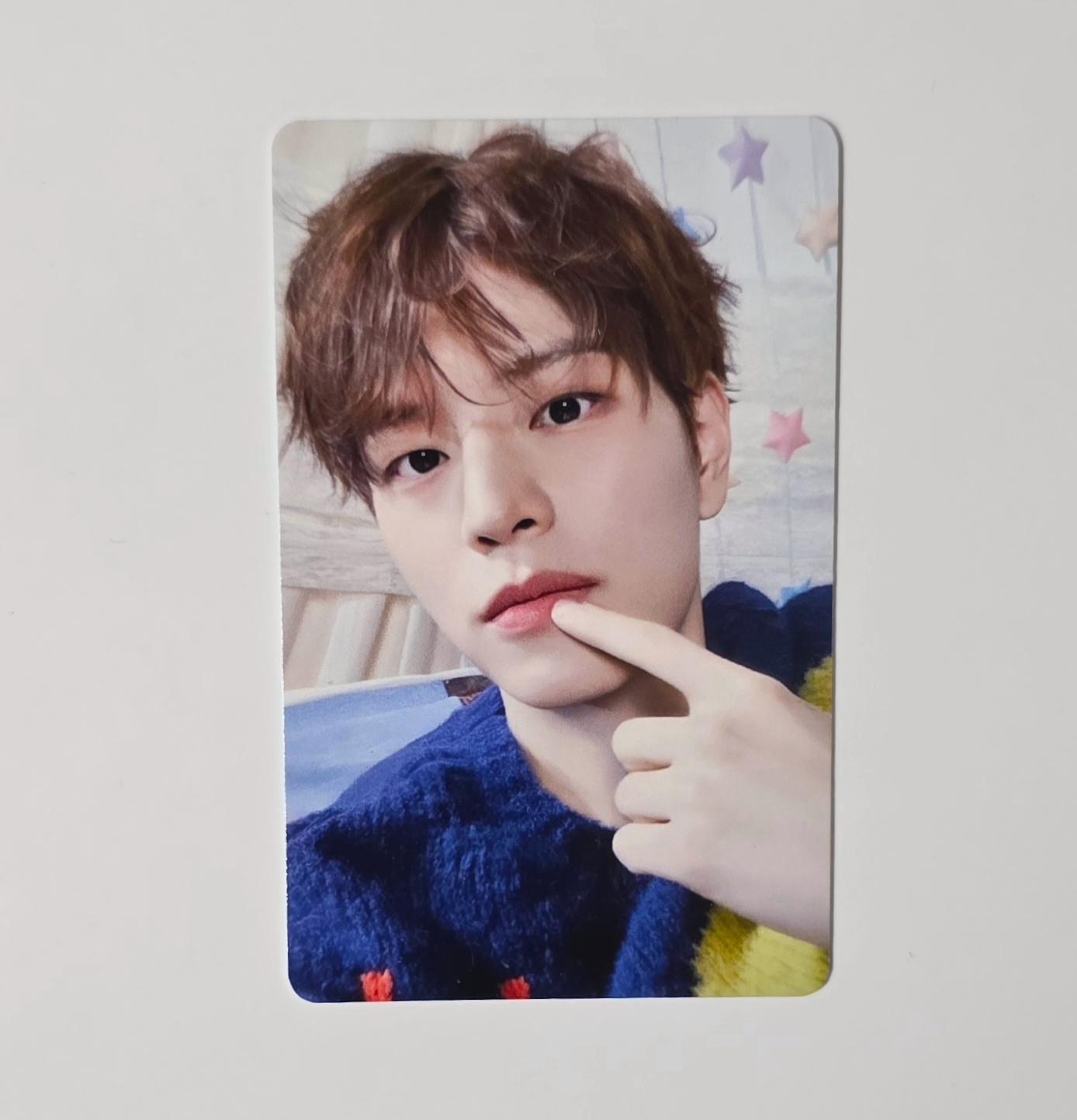 Stray Kids : Stay in our Little House -Day 1 Admission Photocards