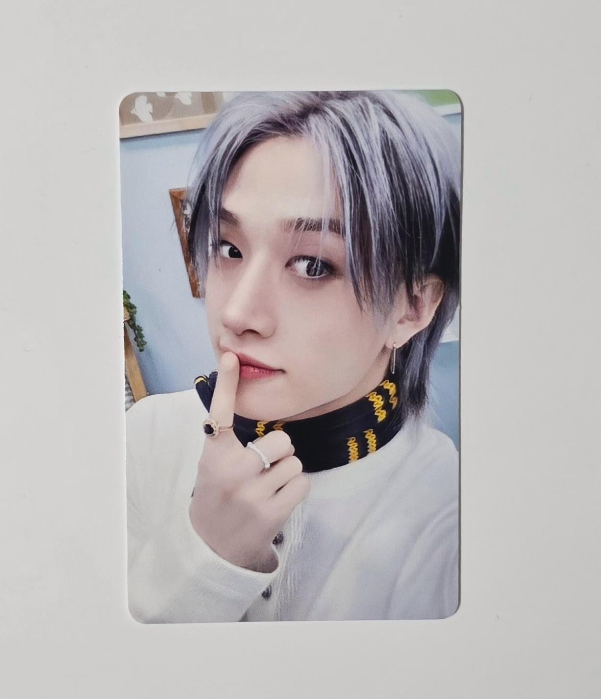 Stray Kids : Stay in our Little House -Day 1 Admission Photocards