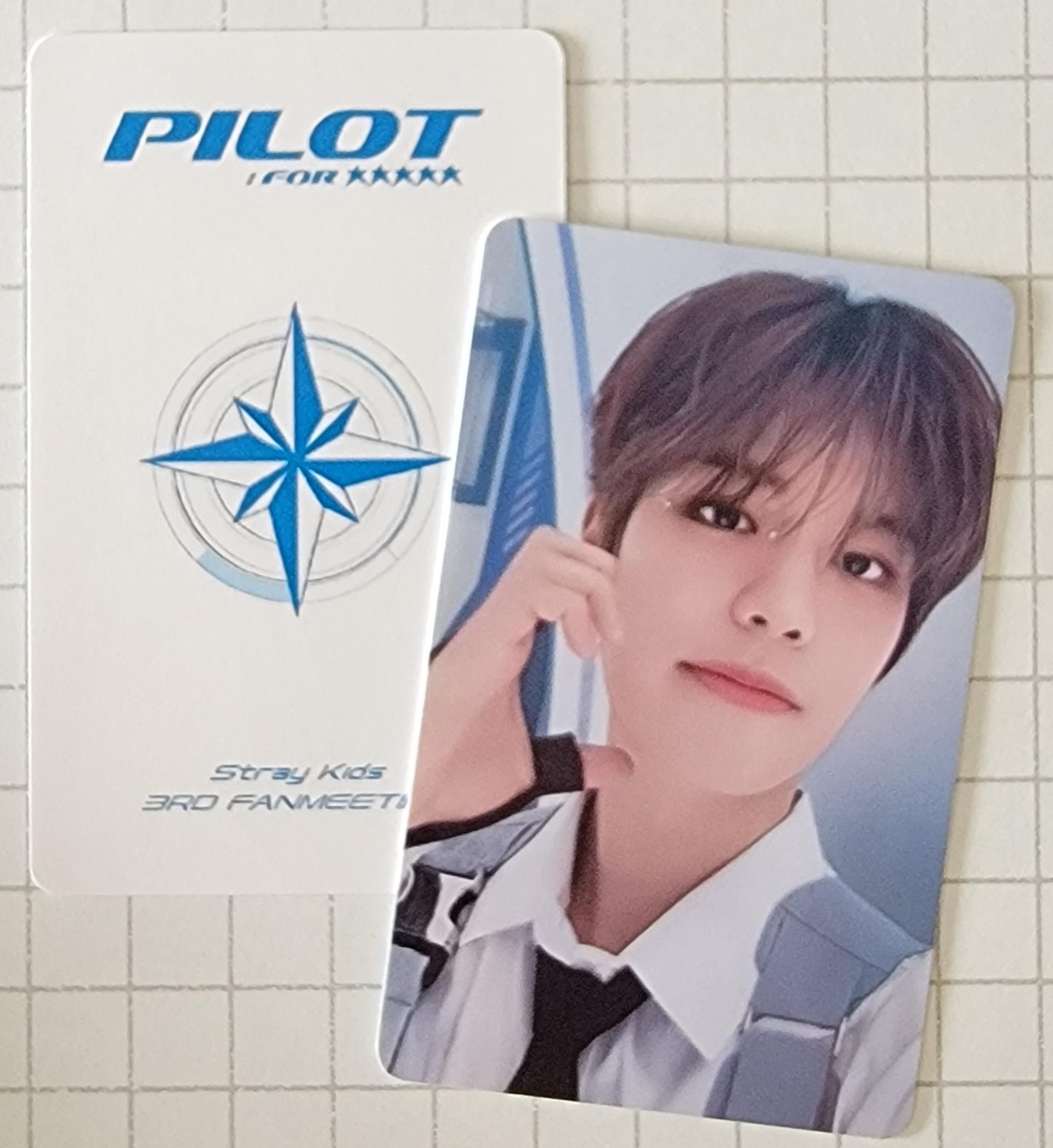 Stray Kids Pilot Fan Meeting  Day 1 Photocards 