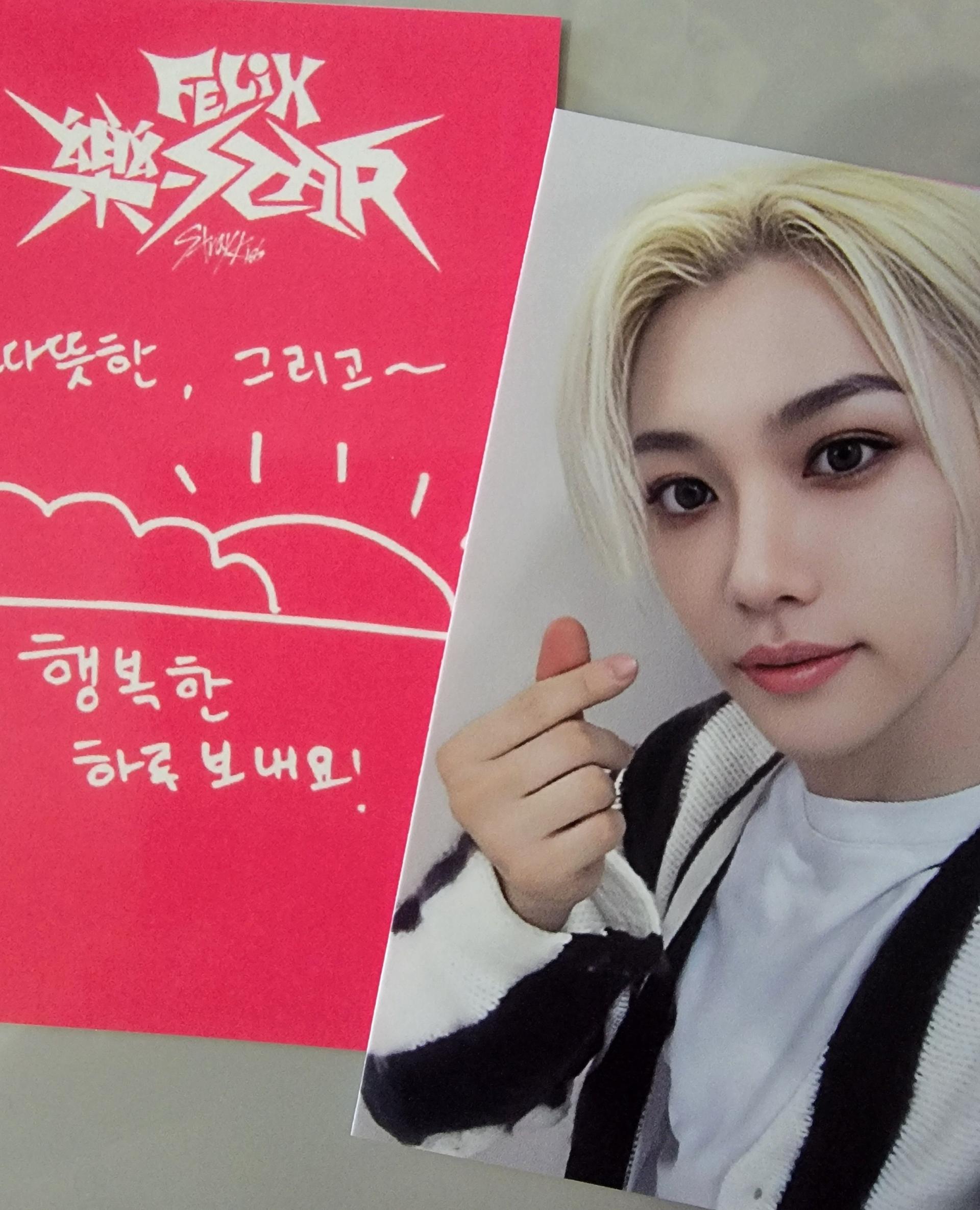 Stray Kids Rockstar Soundwave LD 4 Photo cards