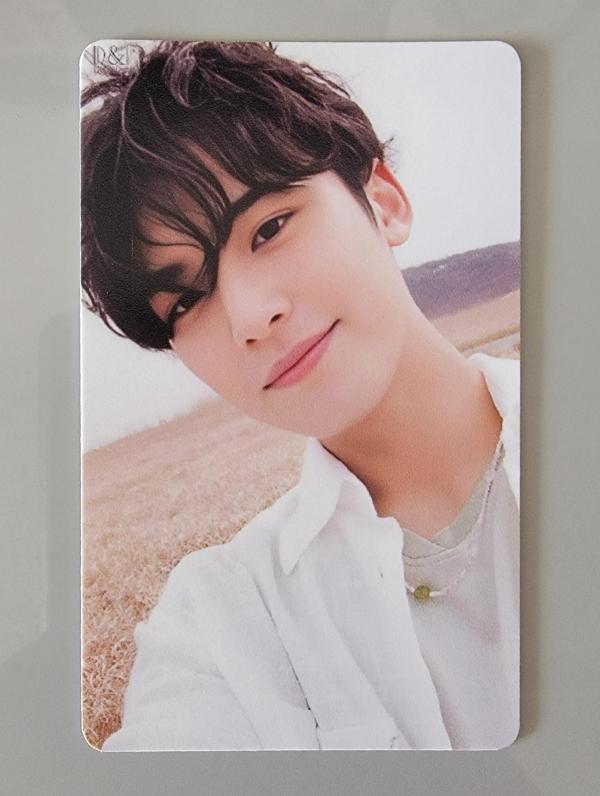 Mingyu - Face The Sun WV Album Photocard
